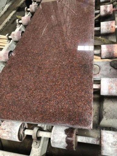 Indische rote Granitstreifen zu verkaufen