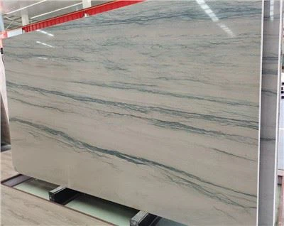 Weiße Quarzitplatten des brasilianischen Flusses